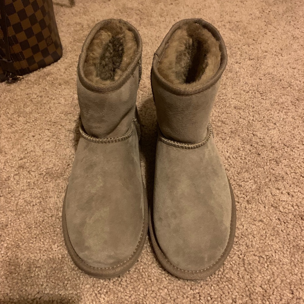 EMU Australia water resistant boots size 7
